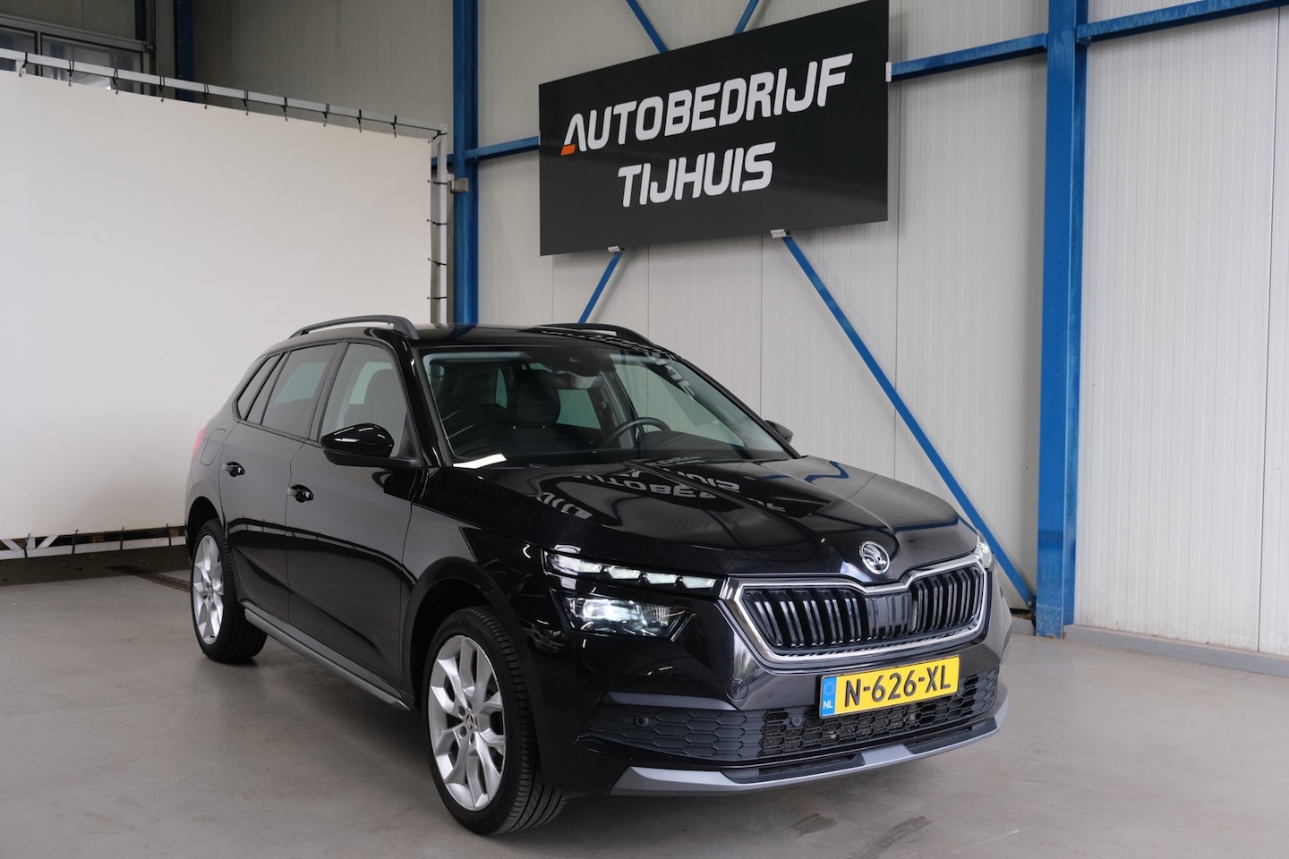 Skoda Kamiq - 1.5 TSI ACT Business Edition Automaat - N.A.P. Airco, Camera, Cruise, Virtual Display, PDC - AutoWereld.nl