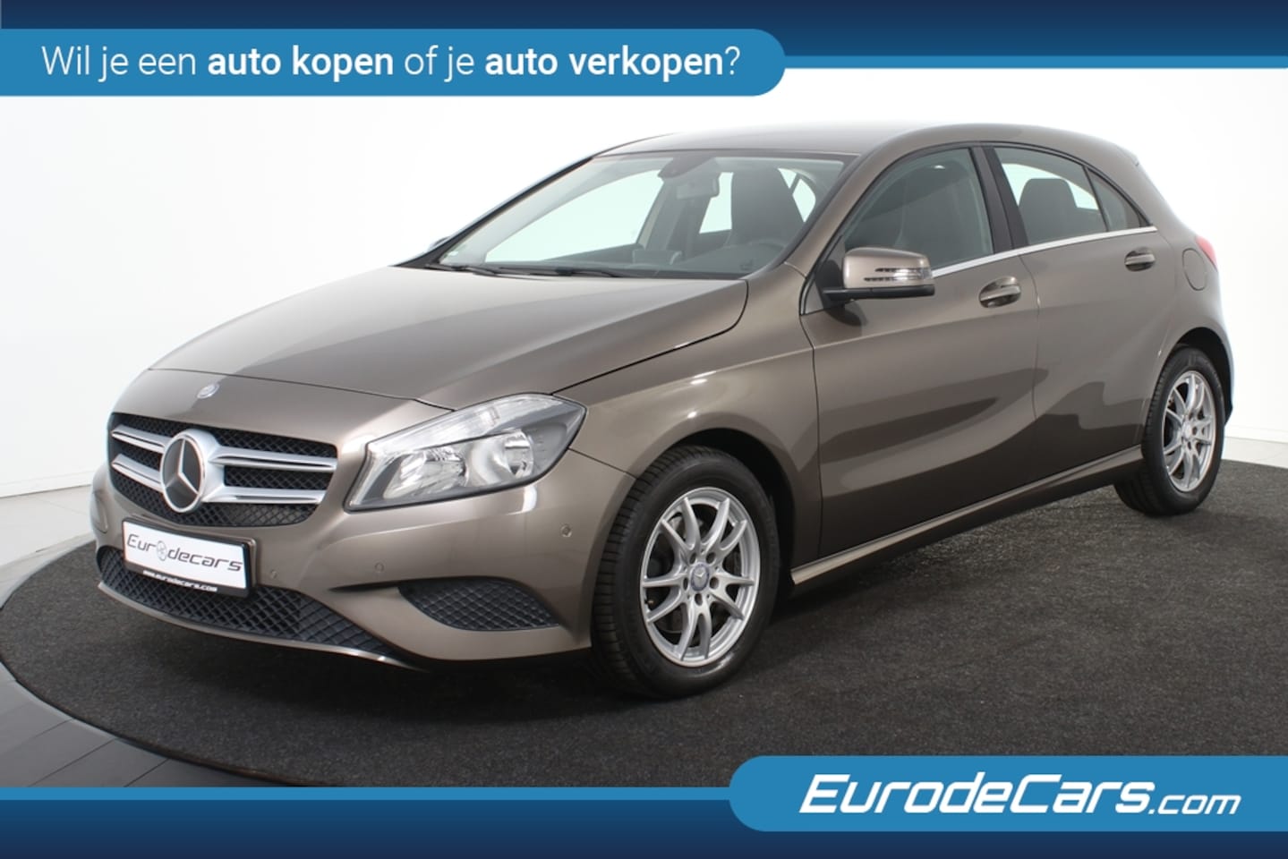 Mercedes-Benz A-klasse - 180 Ambition Automaat *Leer*Navigatie*Stoelverwarming* - AutoWereld.nl