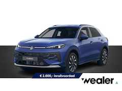 Volkswagen T-Roc - Life First Edition 1.5 eTSI 85 kW / 116 PK DSG | Comfort pakket | LED Plus verlichting met