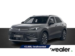 Volkswagen T-Roc - Life First Edition 1.5 eTSI 85 kW / 116 PK DSG | Comfort pakket | LED Plus verlichting met