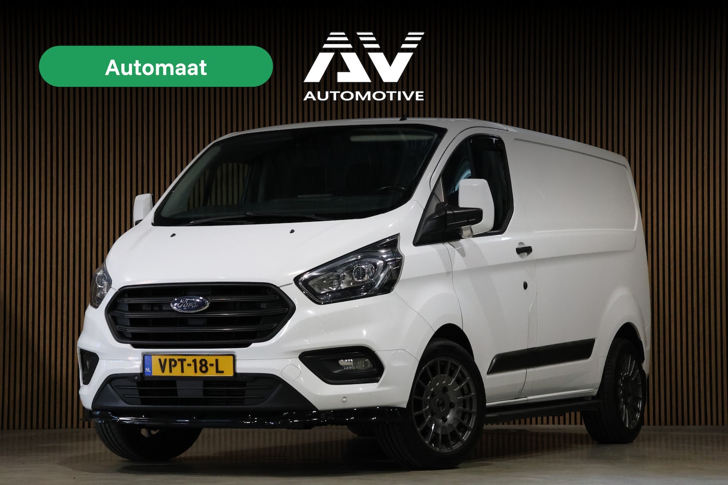 Ford Transit Custom - 2.0 TDCI Raptor Edition | Automaat | CarPlay | Cruise control | PDC | Trekhaak | Nieuwe AP - AutoWereld.nl