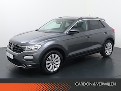 Volkswagen T-Roc - 1.0 TSI Style | 110 PK | Adaptive cruise control | Parkeersensoren | Apple Carplay/Android