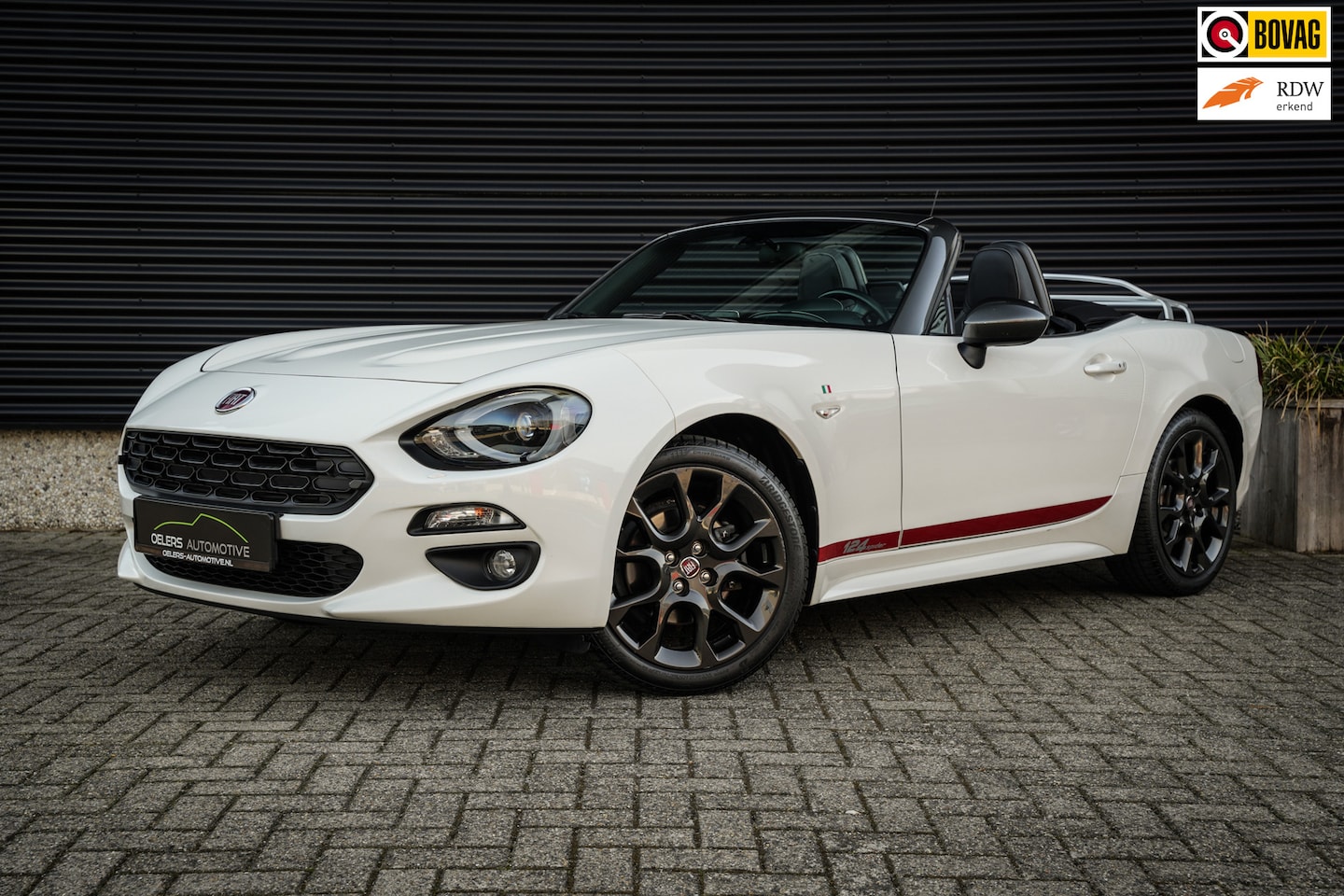 Fiat 124 Spider - 1.4 MultiAir Turbo Automaat | Navigatie | Parelmoer Lak | Bagagerek | Camera | DAB+ radio - AutoWereld.nl