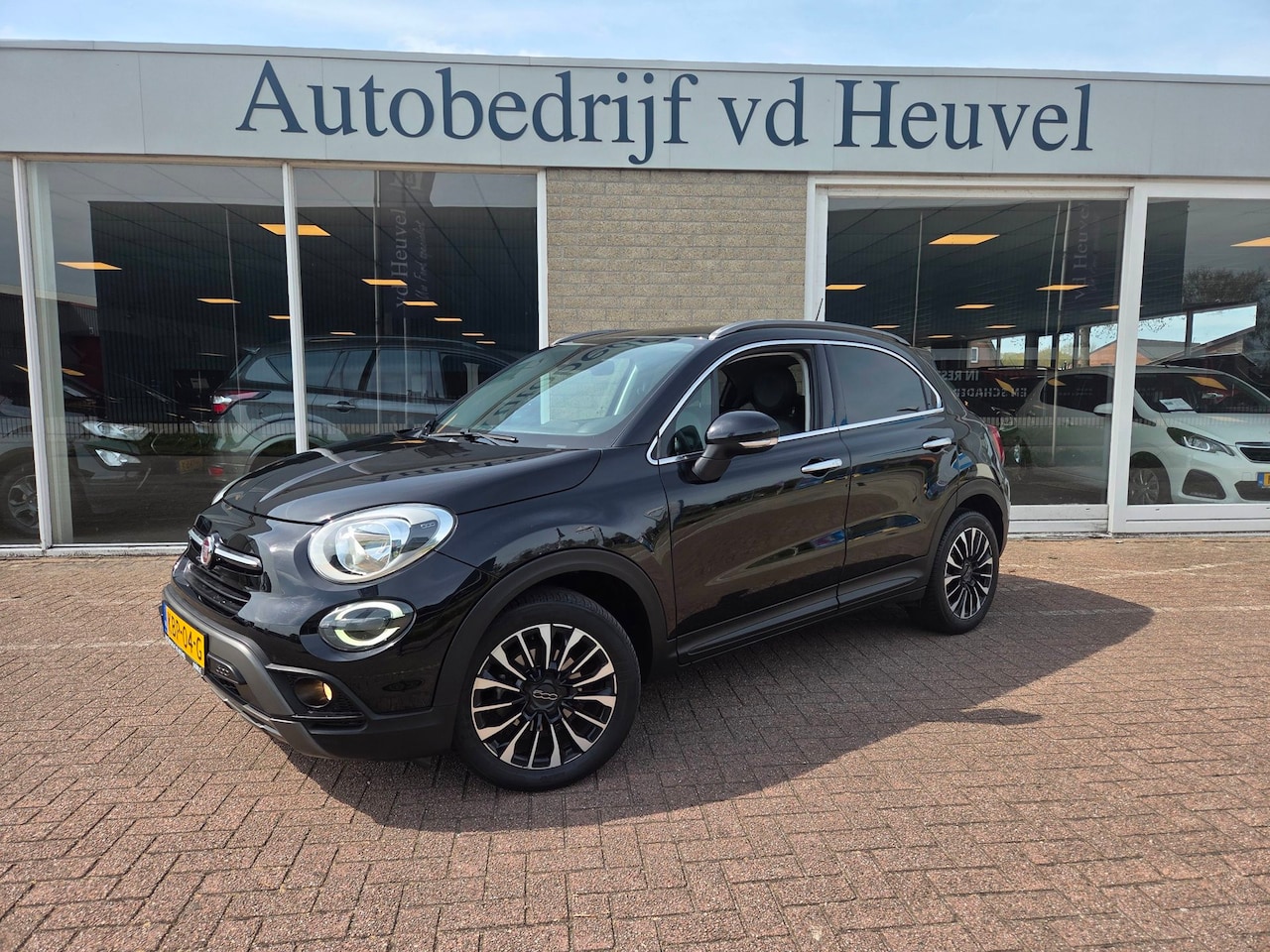Fiat 500 X - 1.0 GSE Urban Carplay * Camera * Keyless * Navigatie * PDC * Rijklaar - AutoWereld.nl