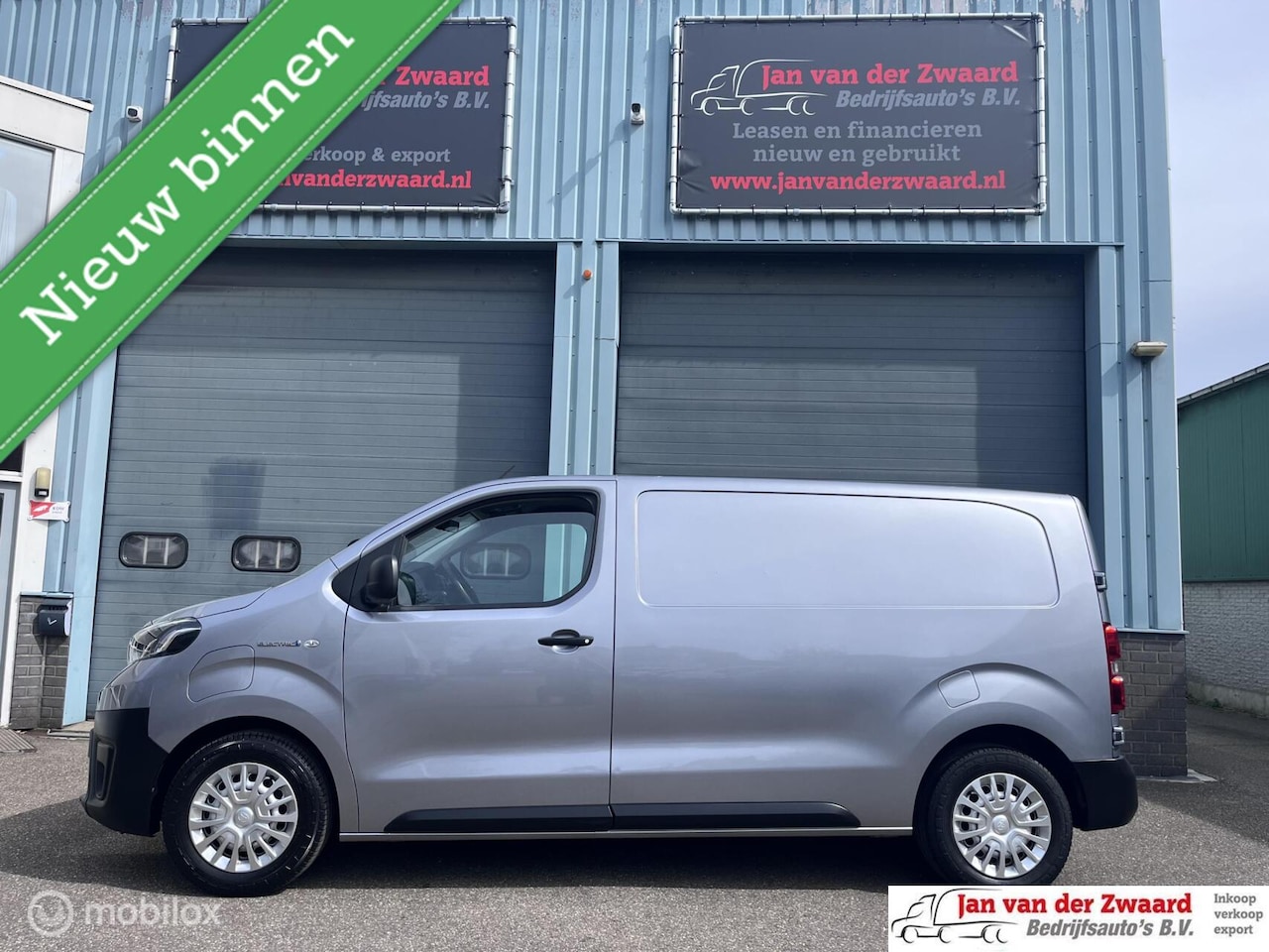 Toyota ProAce Electric Worker - Live Standard Range 50 kWh - AutoWereld.nl