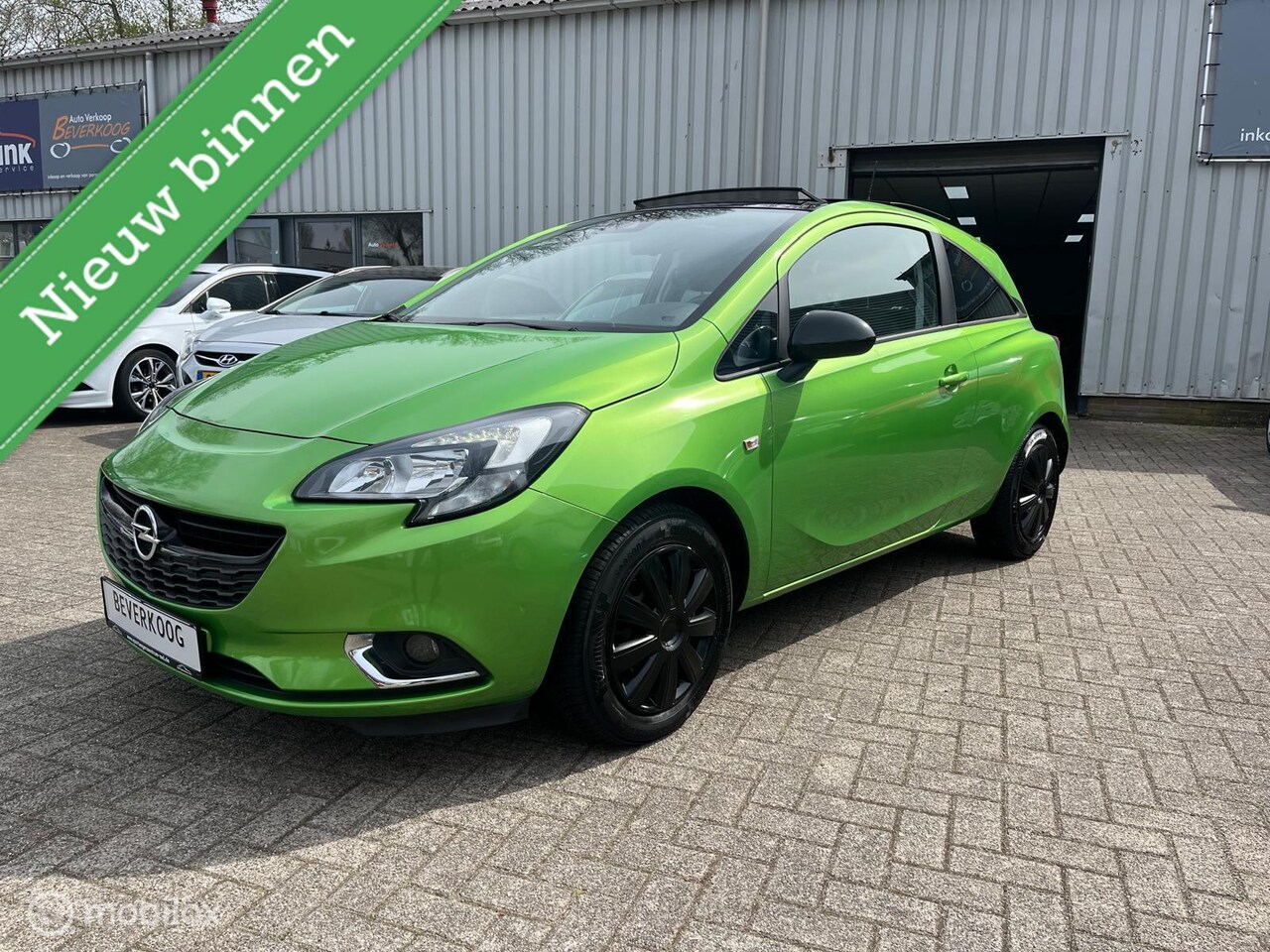 Opel Corsa - 1.4 Turbo / Black Pakket / Vol opties - AutoWereld.nl
