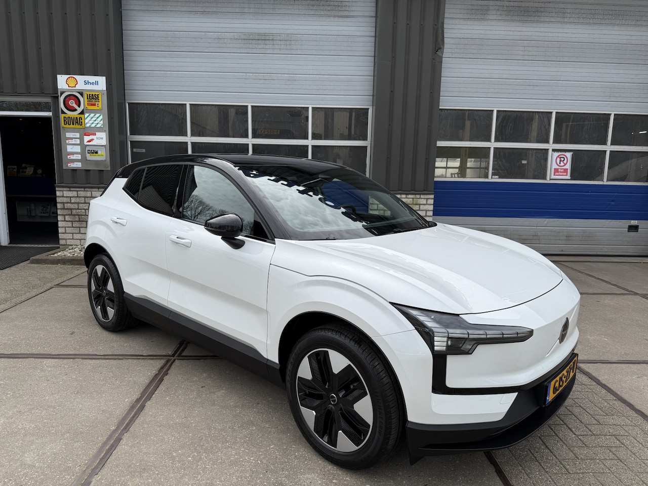 Volvo EX30 - Single Motor Plus 51 kWh Single Motor Plus 51 kWh - AutoWereld.nl