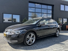 Volkswagen Golf - 1.5 eTSI Style PANO LED STOELMASSAGE