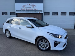 Kia Cee'd Sportswagon - Ceed 1.5 T-GDi Dyn.PlusL. AUT KEYLEES CAMERA LEER INRUIL MOG