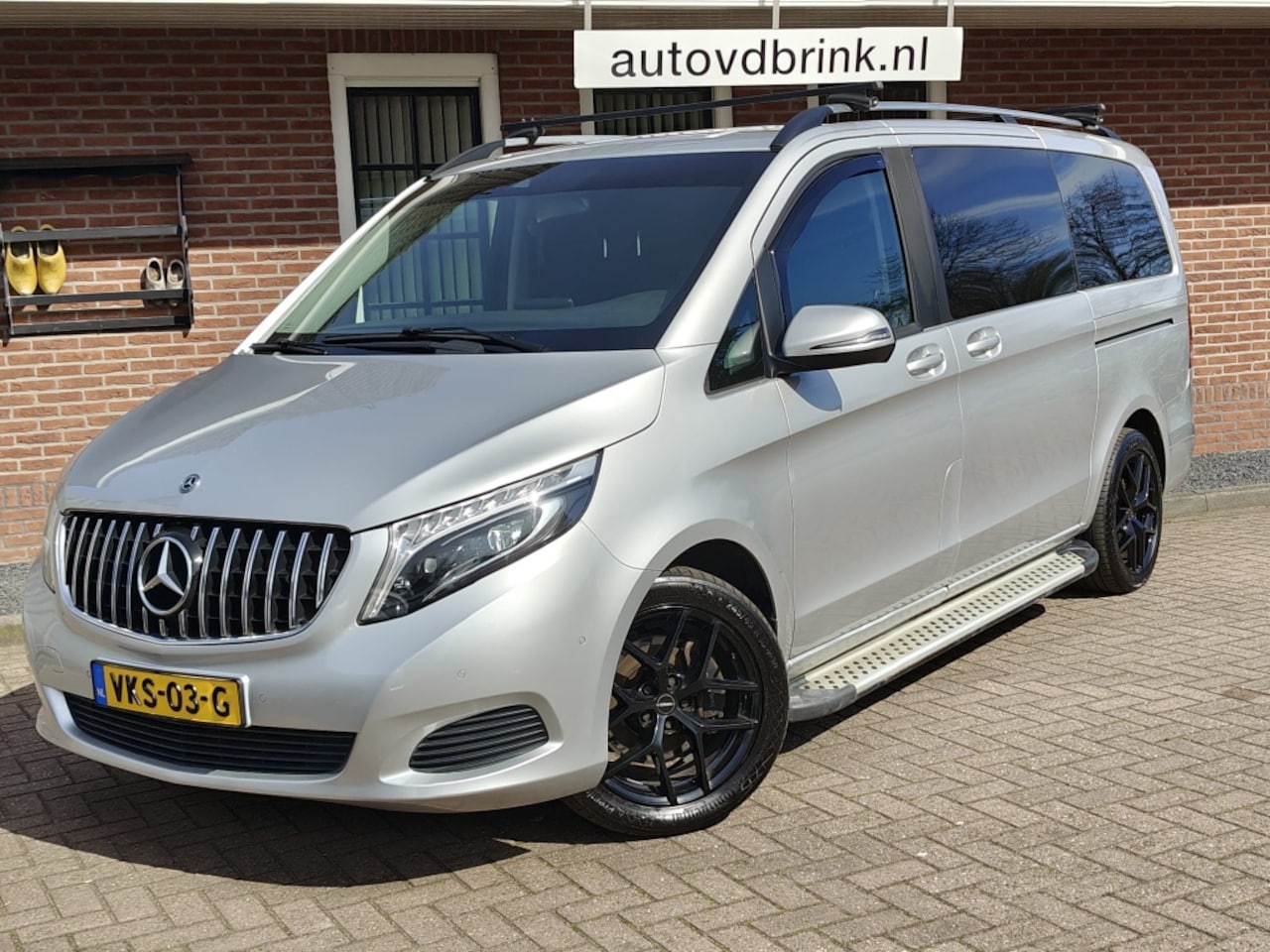 Mercedes-Benz V-klasse - 250d 4-M Lang Ed. DUBBELE SCHUIFDEUR / CAMERA / NAVI - AutoWereld.nl