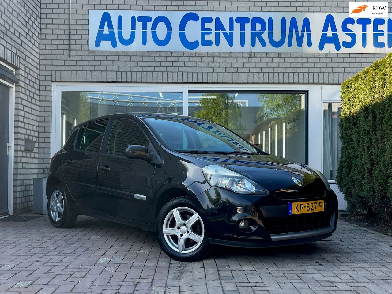 Renault Clio - 1.2 TCe Special Line 1.2 TCe Special Line - AutoWereld.nl