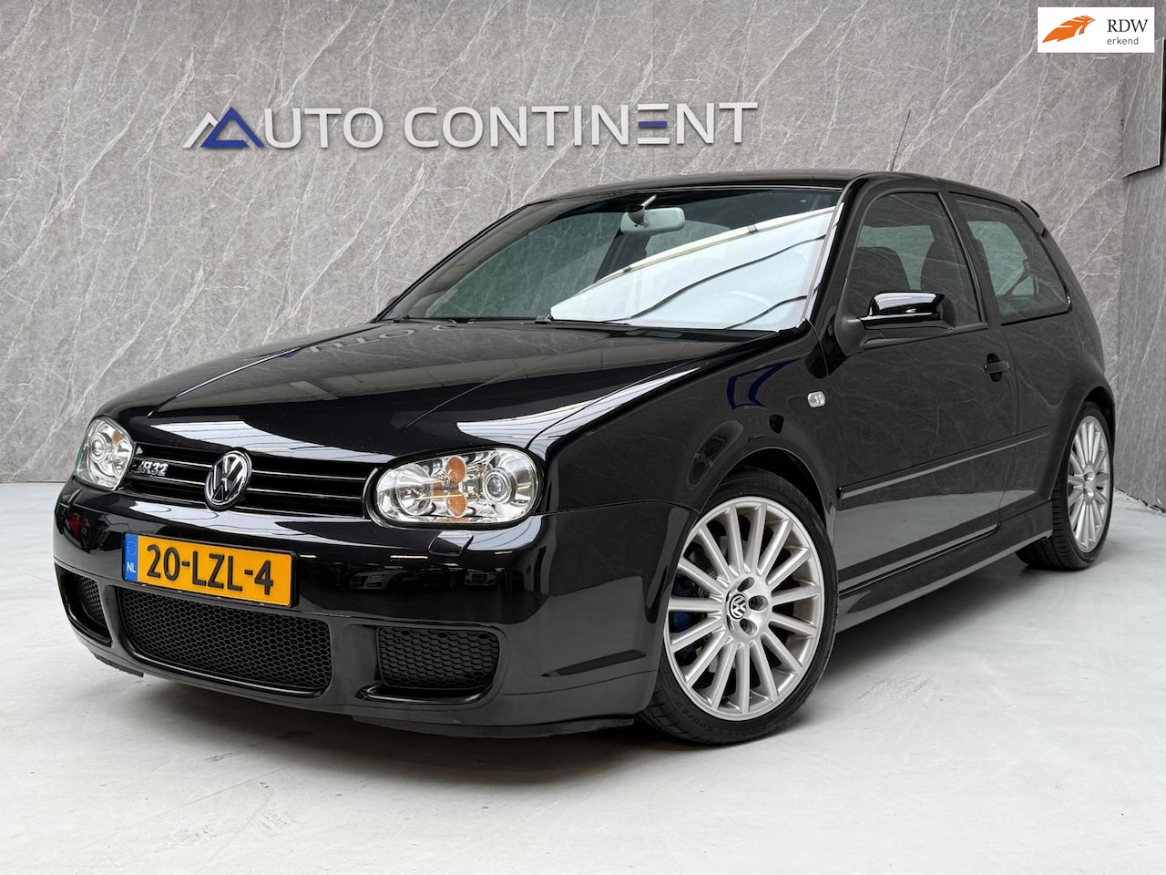 Volkswagen Golf - 3.2 V6 R32 DSG 1/300 / Goed Onderhouden / Milltek - AutoWereld.nl