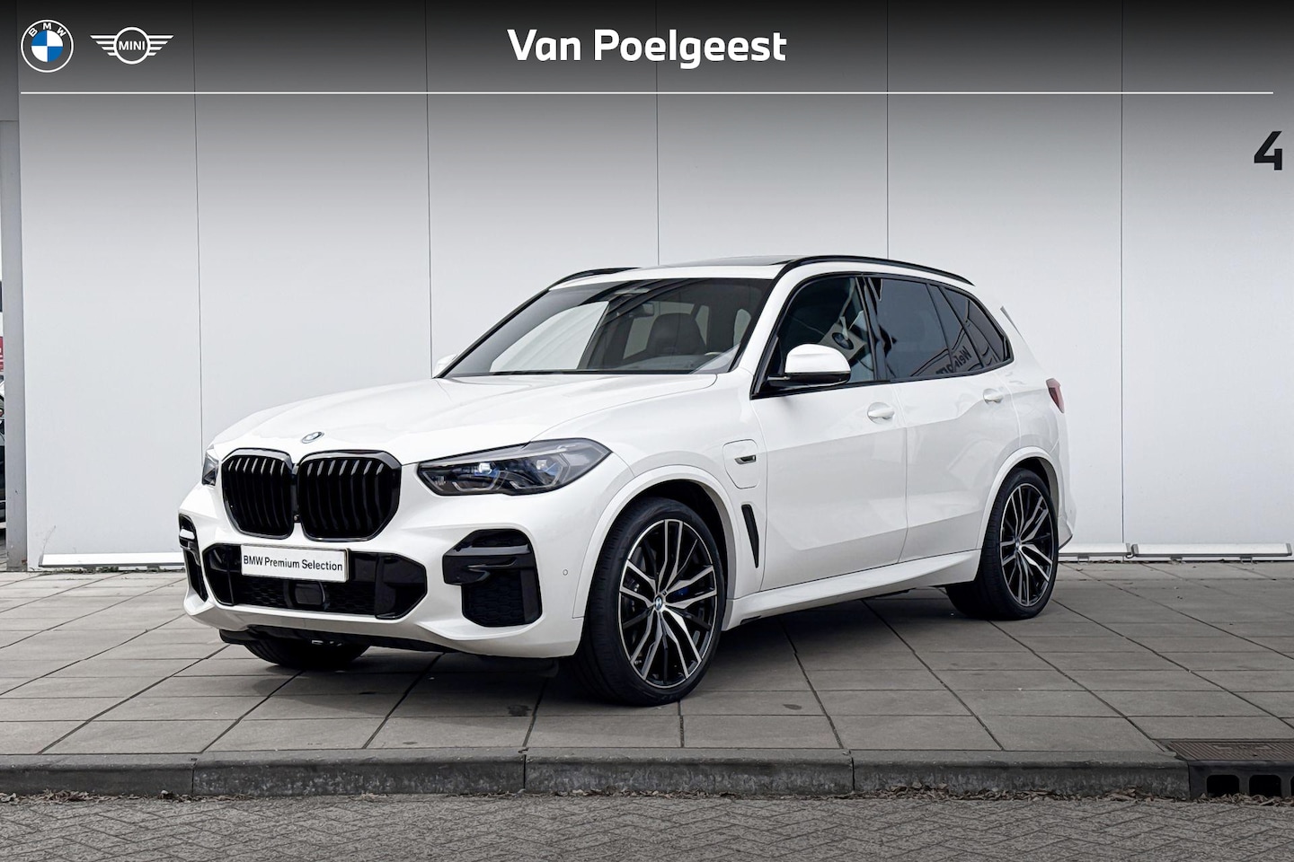 BMW X5 - xDrive45e High Executive M-Sport 22 Inch / Glazen Schuifdak / Bowers & Wilkins / Comfort A - AutoWereld.nl