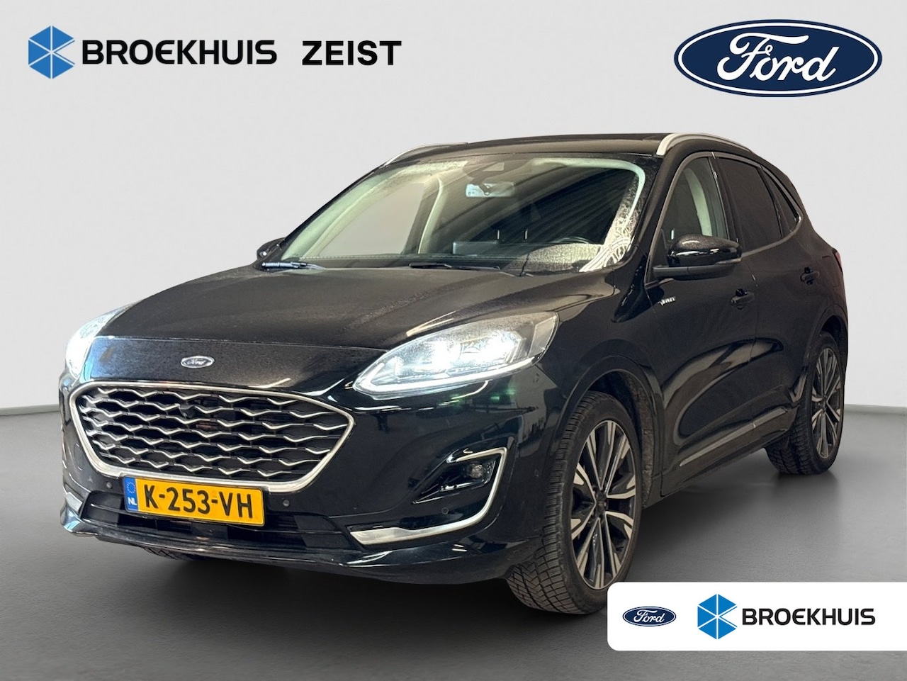Ford Kuga - 1.5 EcoBoost Vignale | Full options | Incl. Trekhaak | 1800kg trekgewicht - AutoWereld.nl