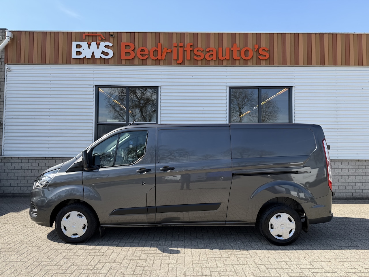 Ford Transit Custom - 300 2.0 TDCI L2H1 Trend / vaste prijs rijklaar € 21.950 ex btw / dubbele schuifdeur / leas - AutoWereld.nl