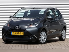 Toyota Aygo - 1.0 VVT-i x-play Automaat / Airco / Camera