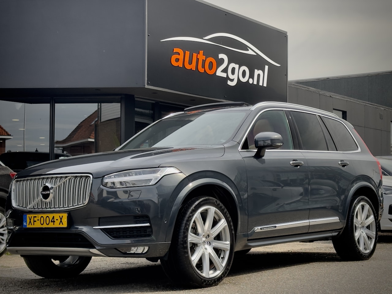 Volvo XC90 - 2.0 D5 AUT8 AWD INSCRIPTION 236PK. PANODAK 7PERS LEDER NAVI BOWERS&WILKINS DIGI-DASH APPLE - AutoWereld.nl