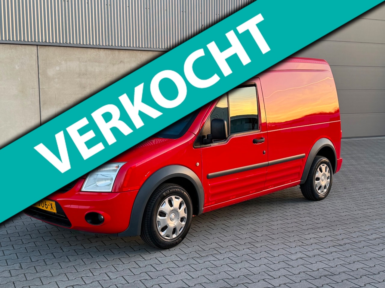 Ford Transit Connect - T230L 1.8 TDCi Trend MARGE! 93.000 KM NAP+APK 02-2027+AIRCO+PDC+SCHUIFDEUR+TREKHAAK+2 SLEU - AutoWereld.nl