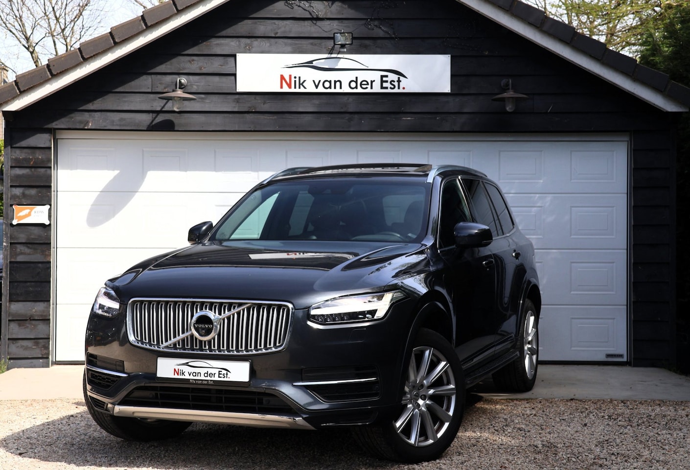 Volvo XC90 - 2.0 T8 Twin Engine AWD Inscription-B&W-Pano-Trekhaak - AutoWereld.nl