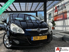 Opel Corsa - 1.4-16V Sport Nieuwe APK