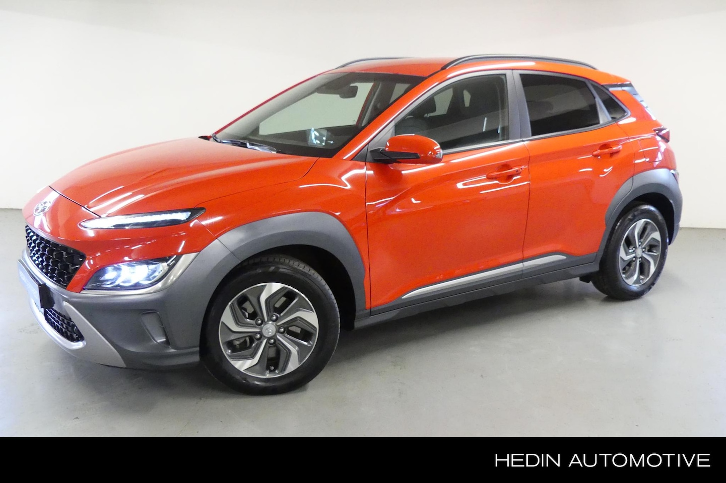 Hyundai Kona - 1.6 GDI HEV Premium | Automaat | Leder | Multimedia & Navigatie | Camera | Stoel & Stuurwi - AutoWereld.nl