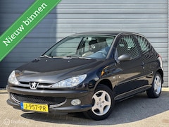 Peugeot 206 - 1.4 JBL Air-line | Airco | Nieuwe APK |