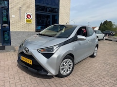 Toyota Aygo - 1.0 VVT-i x-play- camera-carplay- NL auto