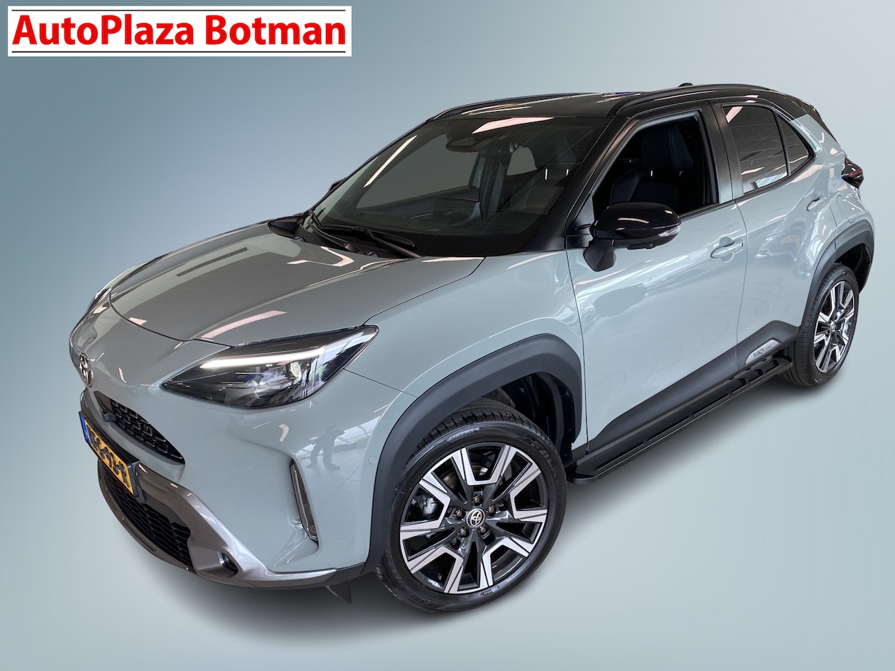 Toyota Yaris Cross - 1.5 Hybrid 130 Launch Edition | Rondom zicht camera | HUD - AutoWereld.nl