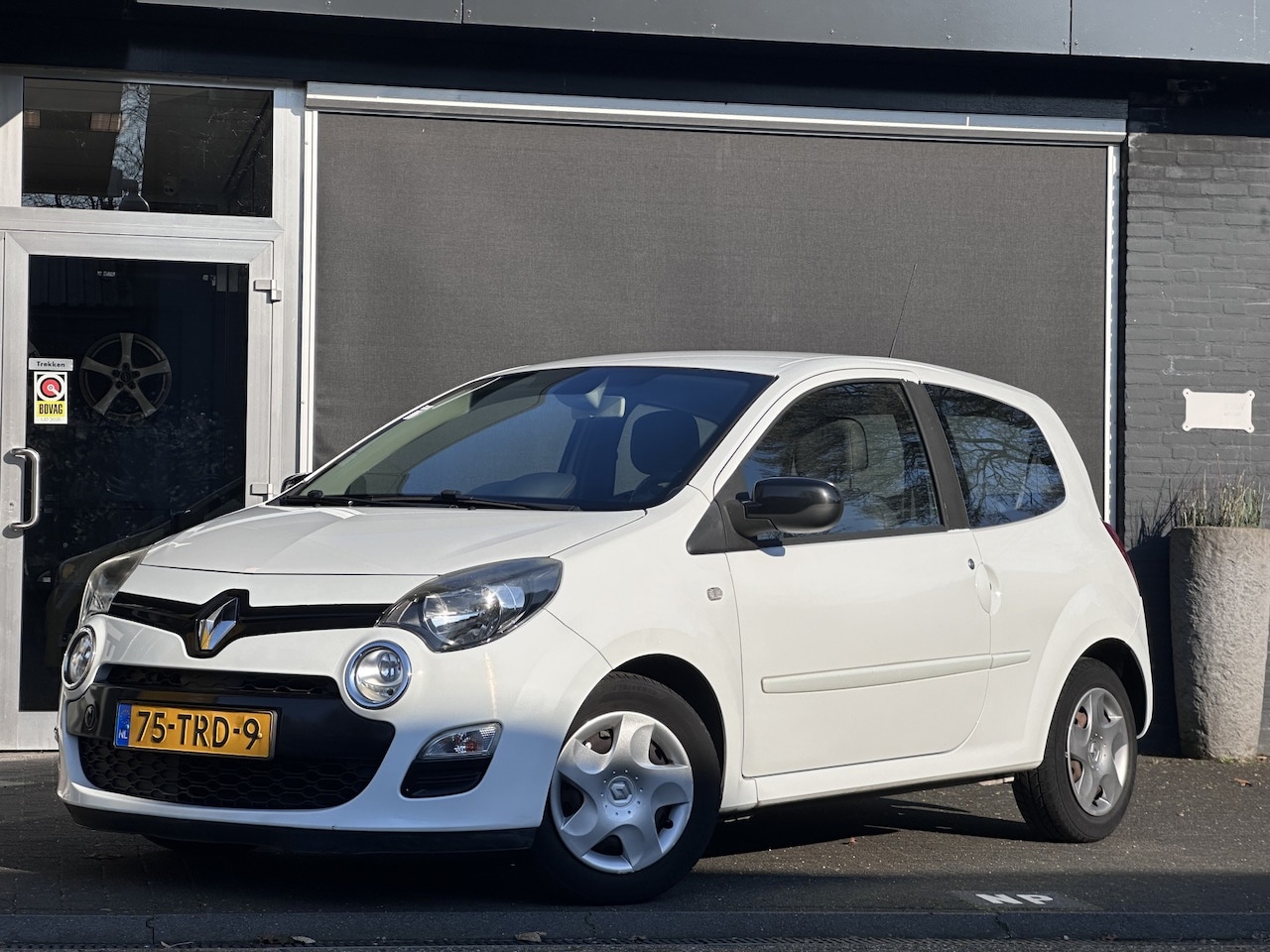 Renault Twingo - 1.2-16V Dynamique 1.2 16V Dynamique - AutoWereld.nl