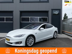 Tesla Model S - 75D AWD Autopilot Navigatie Panoramdak Leder Xenon+LED Rijklaarprijs