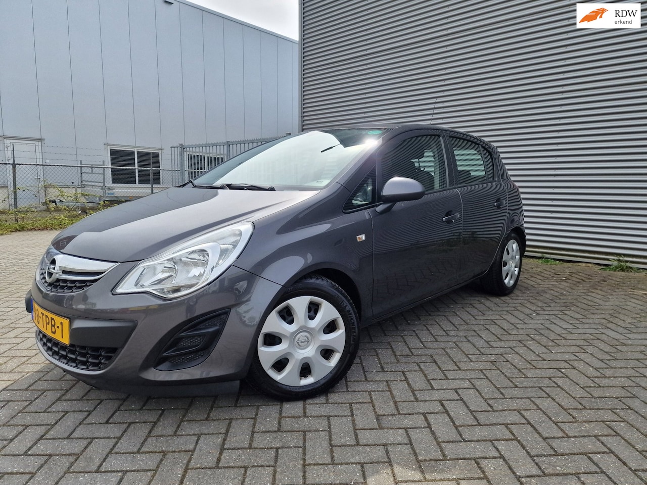 Opel Corsa - 1.3 CDTi EcoFlex S/S Business NAVI CRUISE - AutoWereld.nl