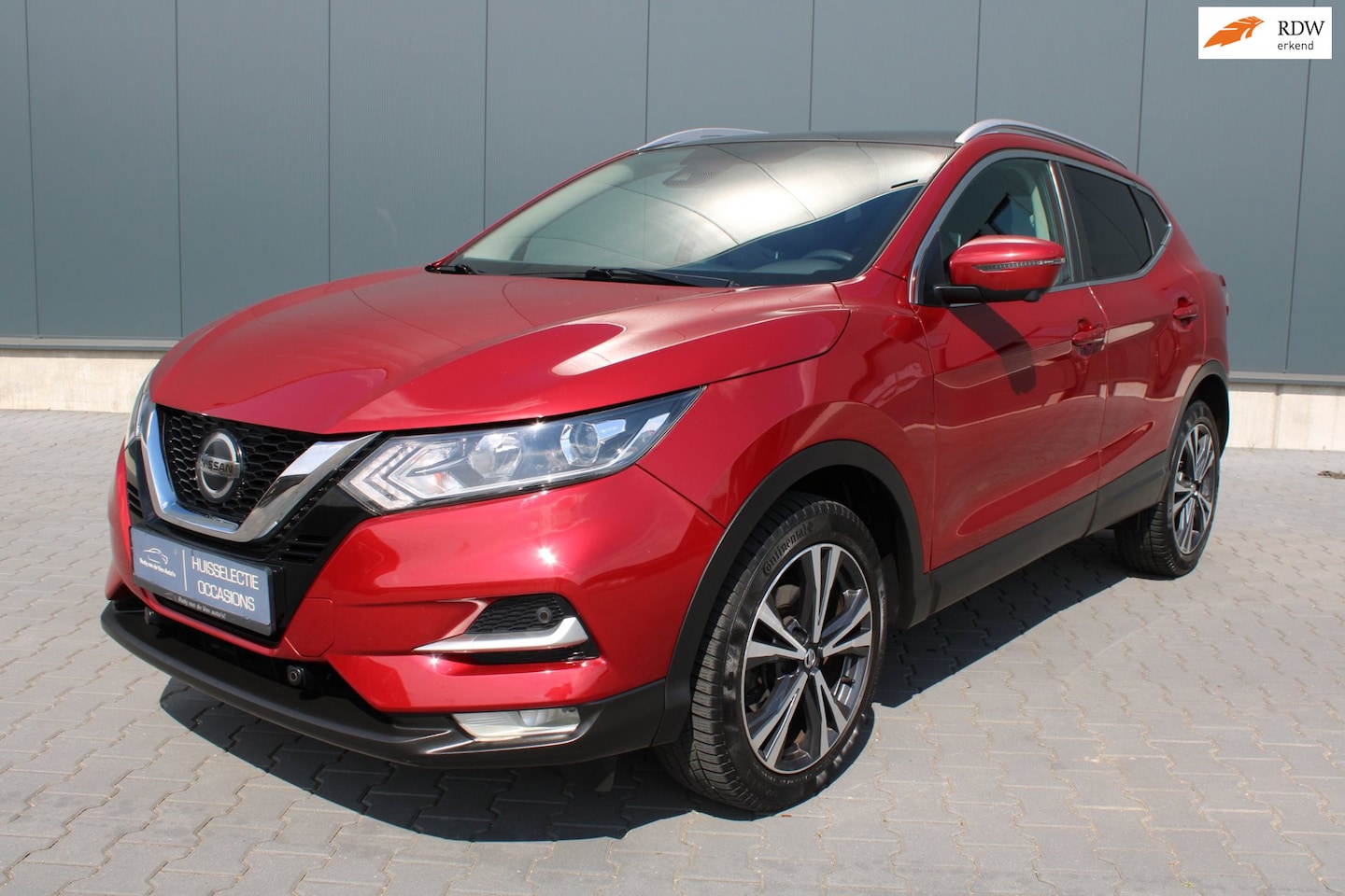 Nissan Qashqai - 1.3 TEKNA 140 PK PANORAMA DAK - AutoWereld.nl