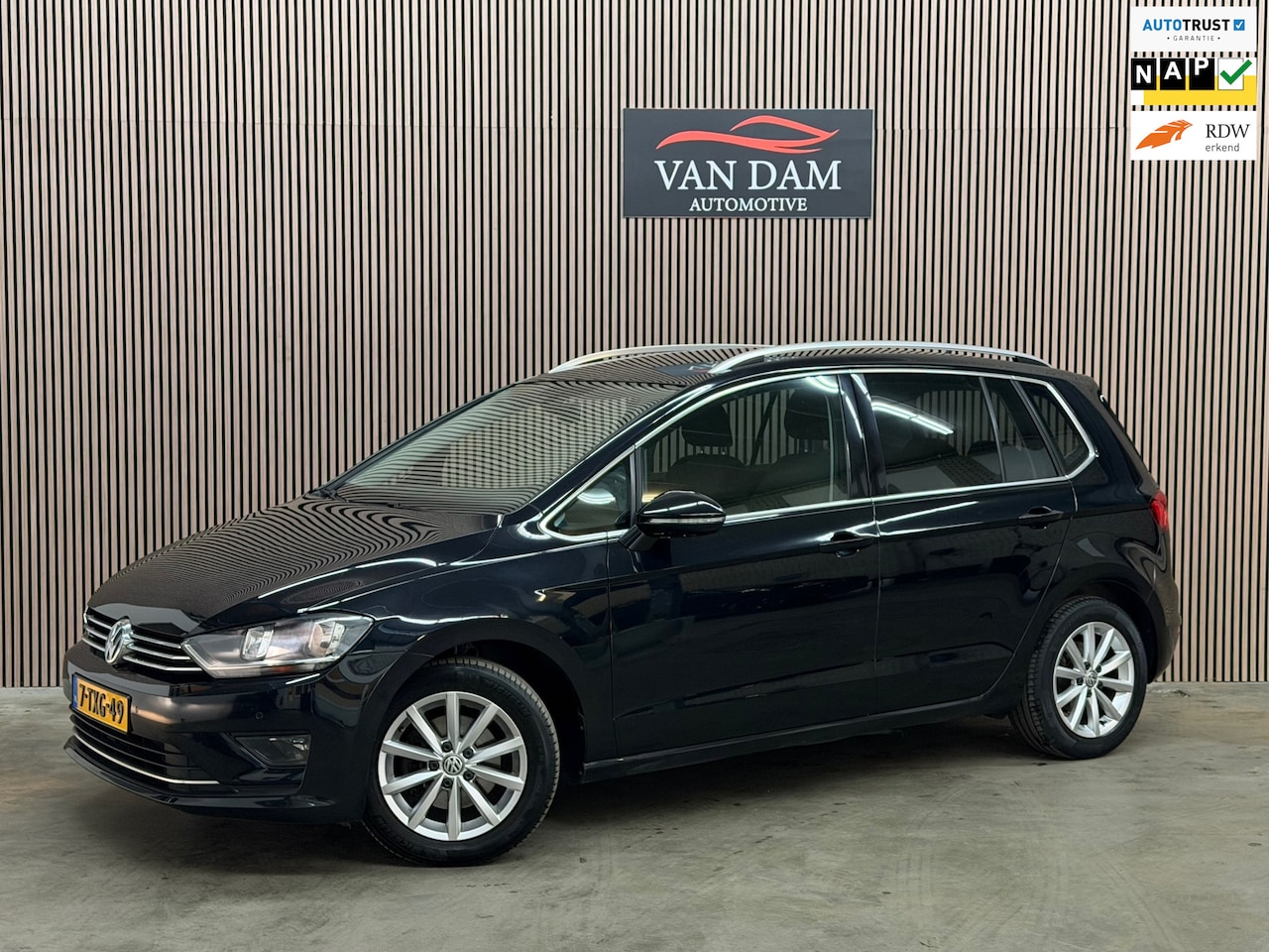 Volkswagen Golf Sportsvan - 1.2 TSI Highline 2014 NAP DSG CRUISE NAVI - AutoWereld.nl