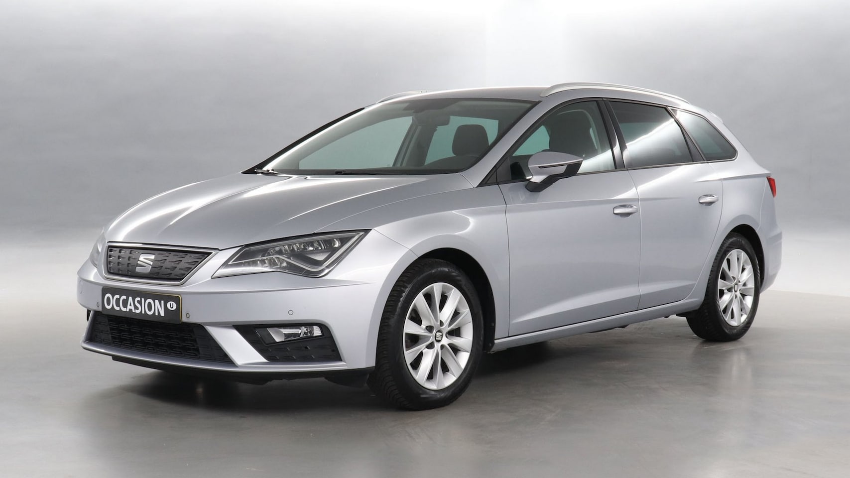 SEAT Leon ST - 1.0 TSI 115pk Style / Navigatie / Apple Carplay / Camera - AutoWereld.nl