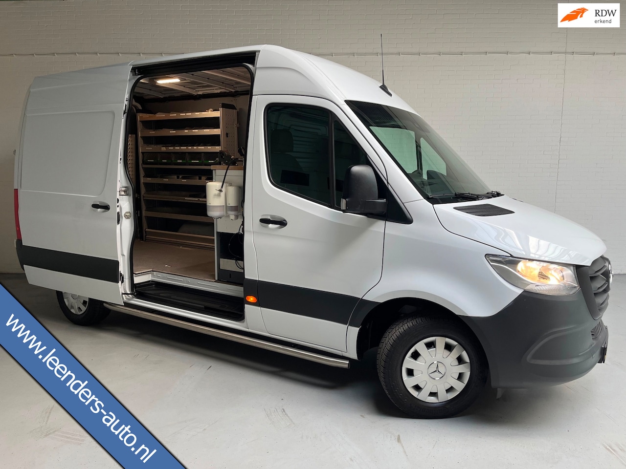 Mercedes-Benz Sprinter - Automaat Servicewagen 311 2.2 CDI euro6 L2H2, Inrichting, Omvormer V230, Compressor, RIJKL - AutoWereld.nl