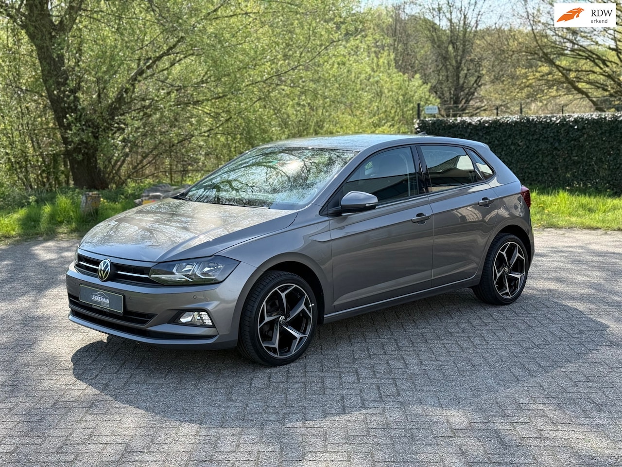 Volkswagen Polo - 1.0 TSI Comfortline R LINE VELGEN I CRUISE I NWE APK I NETTE AUTO - AutoWereld.nl