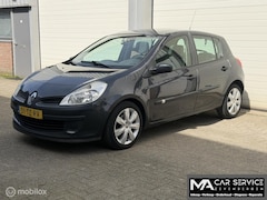 Renault Clio - 1.2-16V Expression NW DISTB.RIEM