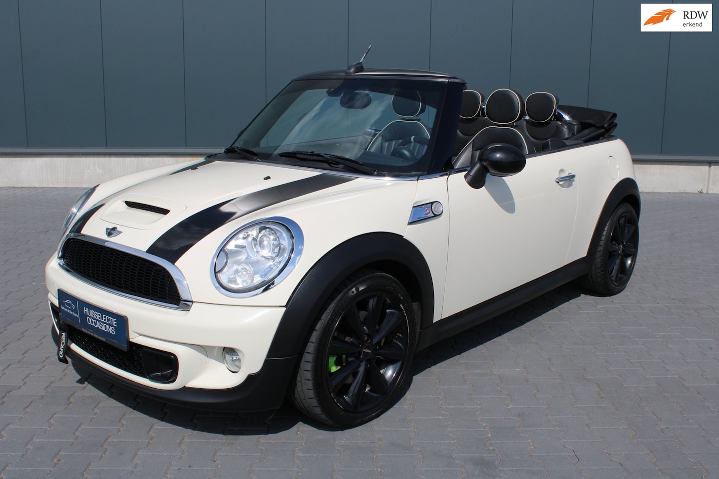 MINI Cabrio - Mini 1.6 Cooper S SNOW WHITE SPECIAL - AutoWereld.nl