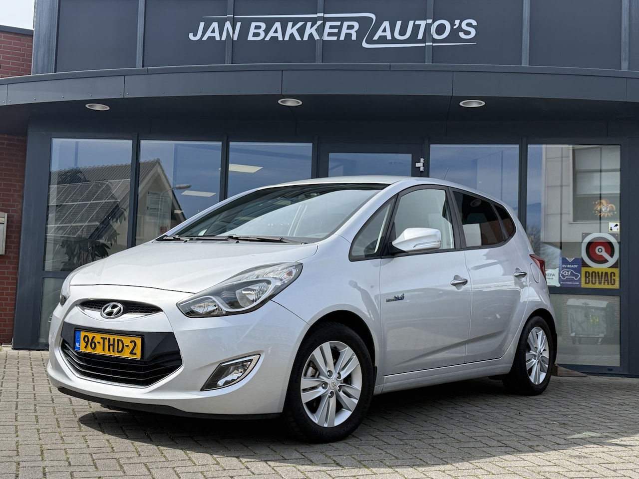 Hyundai ix20 - 1.6i i-Vision Airco  Trekhaak  Climate control - AutoWereld.nl