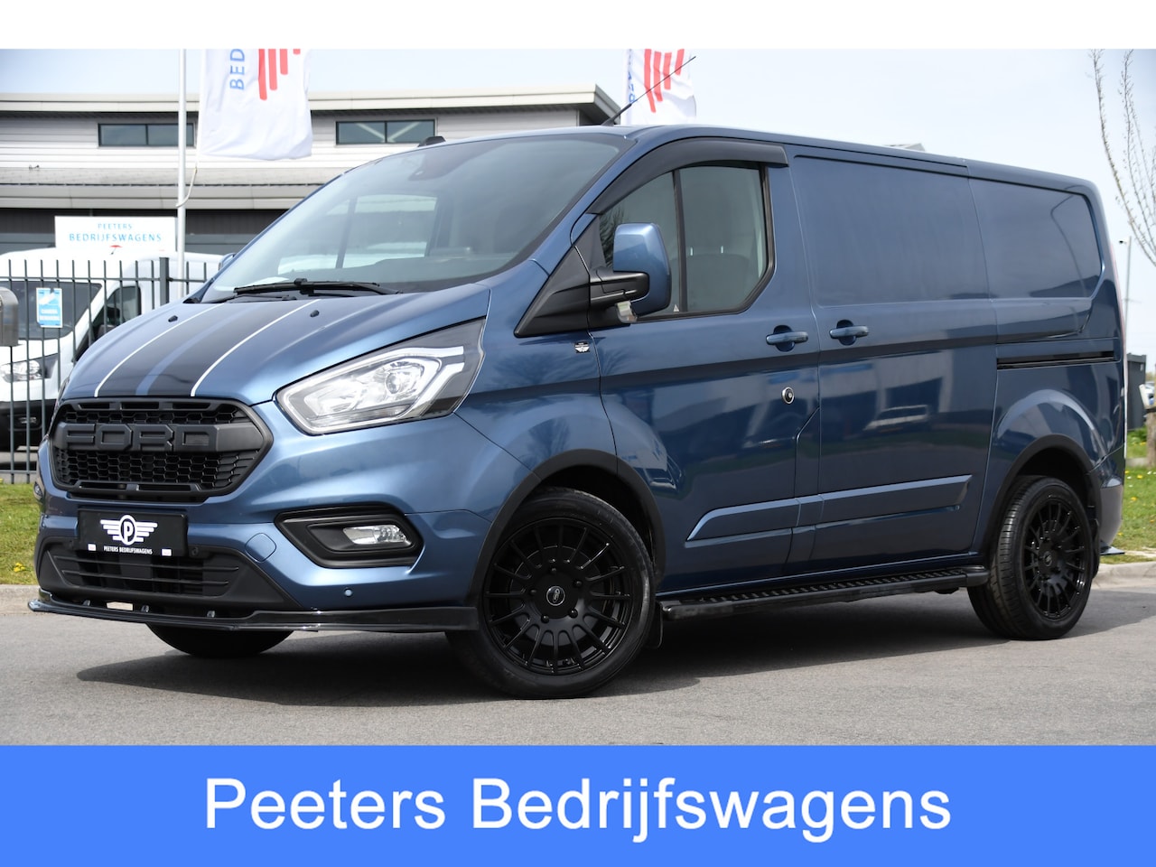 Ford Transit Custom - 2.0 TDCI L1H1 Sport Edition Camera, Cruise, Carplay, 130pk, Sensoren, Trekhaak, Leder, LED - AutoWereld.nl