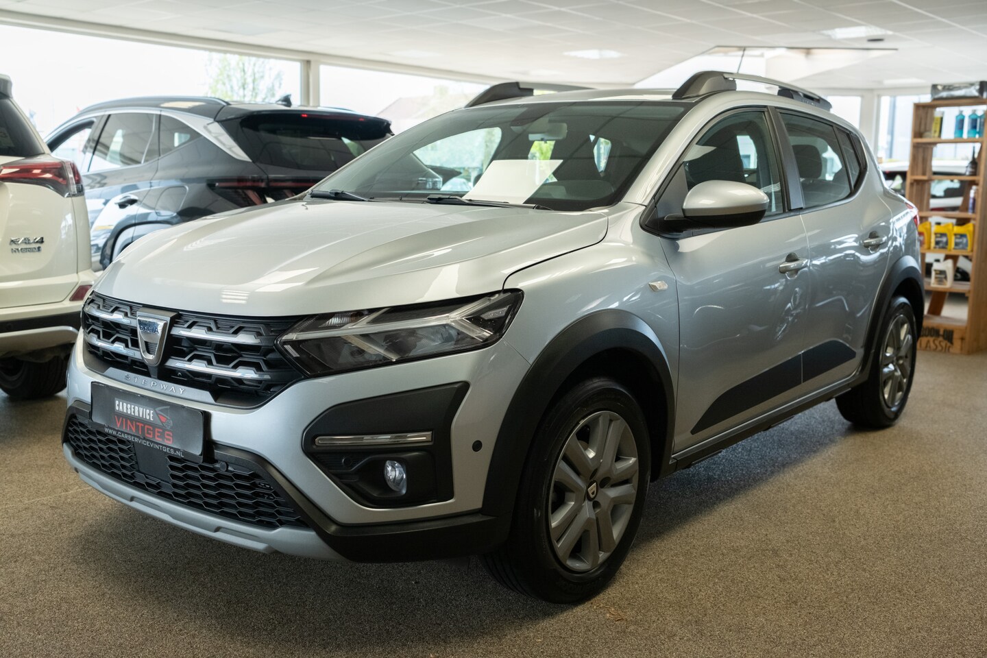 Dacia Sandero Stepway - 1.0 TCe 90 Expression Automaat, Navi, Cruise, Carplay/Android, PDC, Camera - AutoWereld.nl