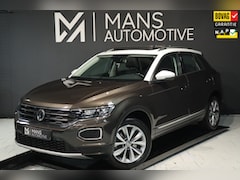 Volkswagen T-Roc - 1.5 TSI / PANODAK / ACC / CAMERA / CARPLAY / STUUR+STOELVERW