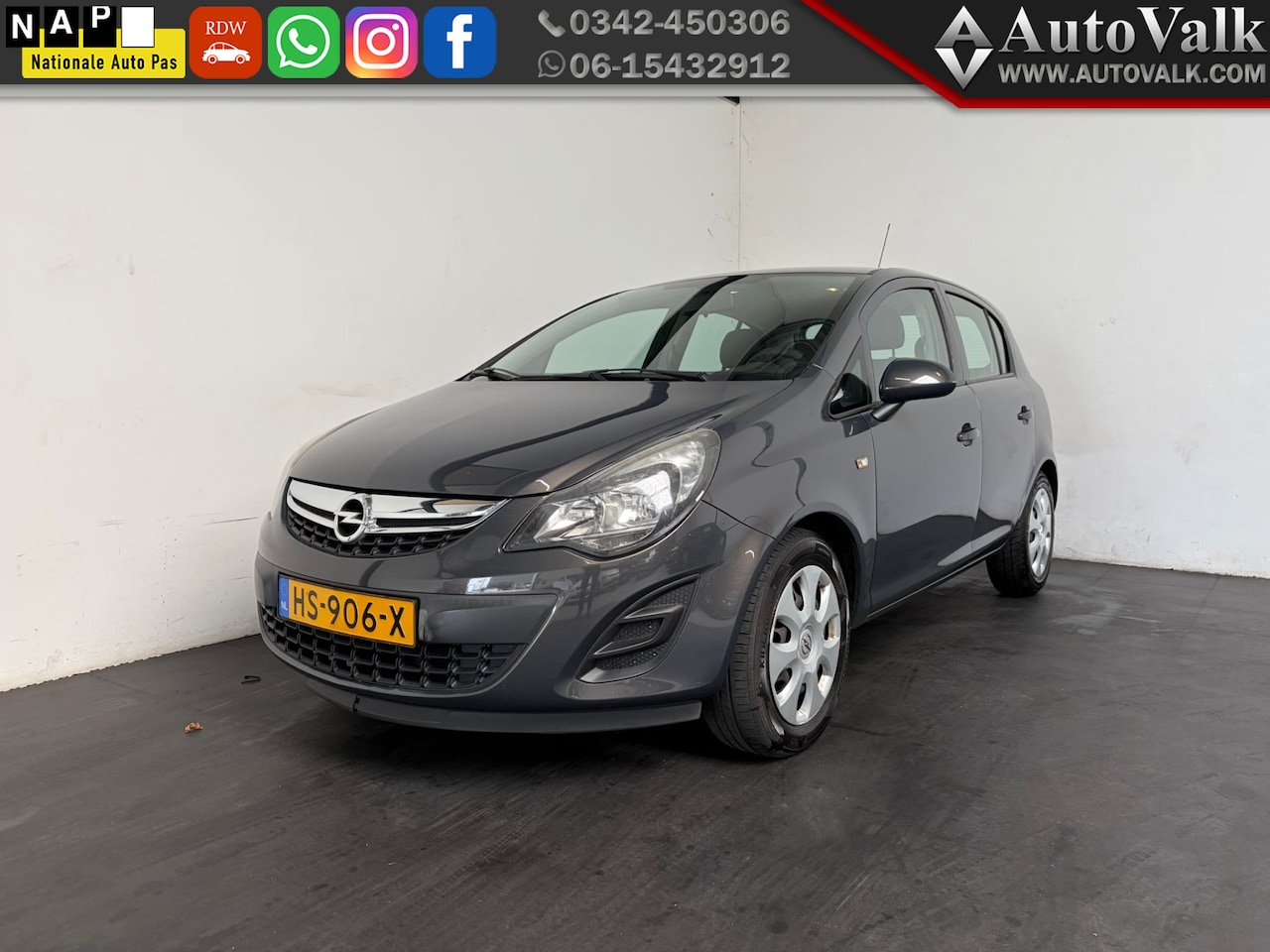 Opel Corsa - 1.2-16V Business+ Navi - AutoWereld.nl