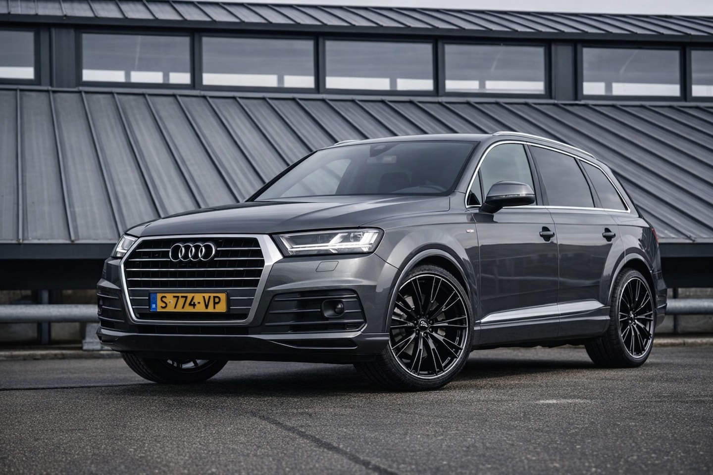 Audi Q7 - 3.0 V6 TDI 272PK Quattro S-Line Leder Pano Virtual Memory Xenon Luchtvering 22" ABT - AutoWereld.nl