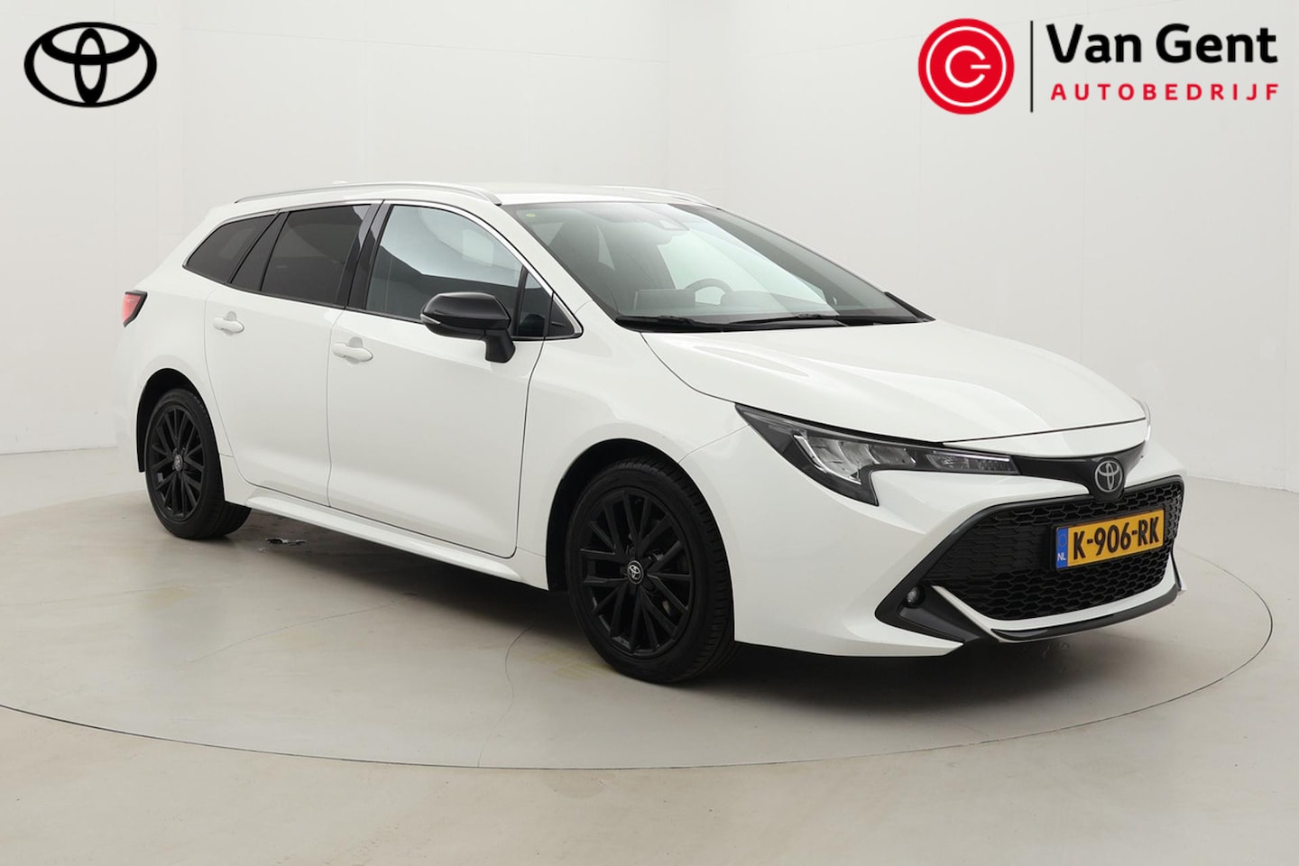 Toyota Corolla Touring Sports - 1.2 Turbo Dynamic | Trekhaak | Apple Carplay / Android Auto | Stoelverwarming | Keyless | - AutoWereld.nl