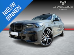 BMW X5 - xDrive45e pano B&W Night vision tr.hk / Merino