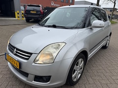 Suzuki Swift - 1.3 Limited 2010 NIEUWE APK 5 DEURS