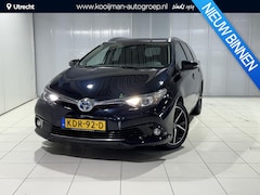 Toyota Auris - 1.8 Hybrid Volcano Edition | All season banden met 17'' velgen | Goed onderhouden |
