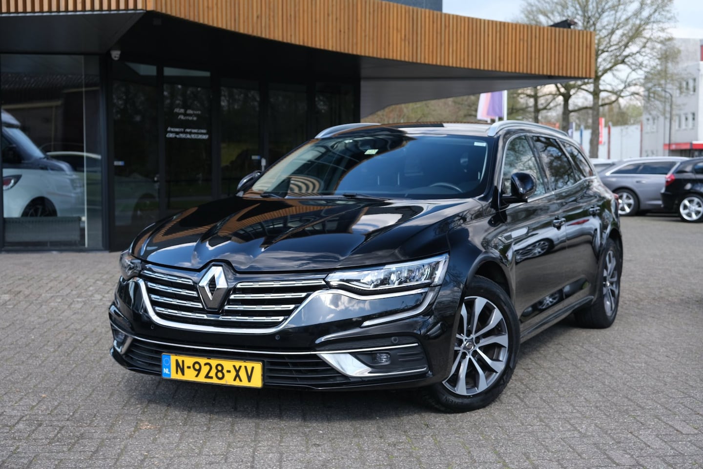 Renault Talisman Estate - 1.3 TCe Business Zen|Rijklaar!|Camera|Carplay|AndroidAuto|LED|Keyless - AutoWereld.nl