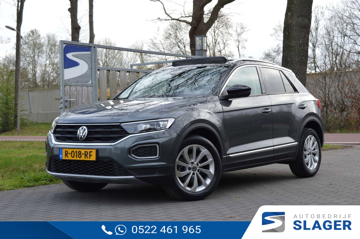Volkswagen T-Roc - 1.5 TSI Sport Business R | LED | Pano | Camera | Trekhaak - AutoWereld.nl